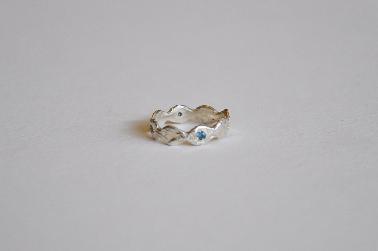 Waves Ring